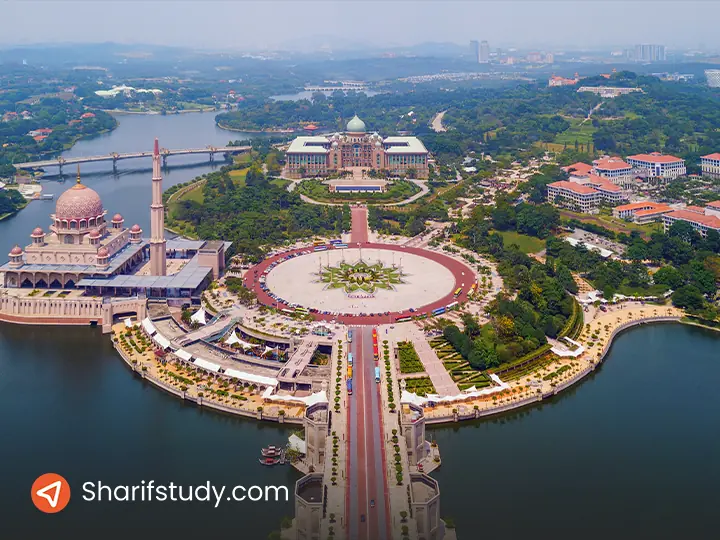 پارک سری پردانا (Taman Seri Perdana)